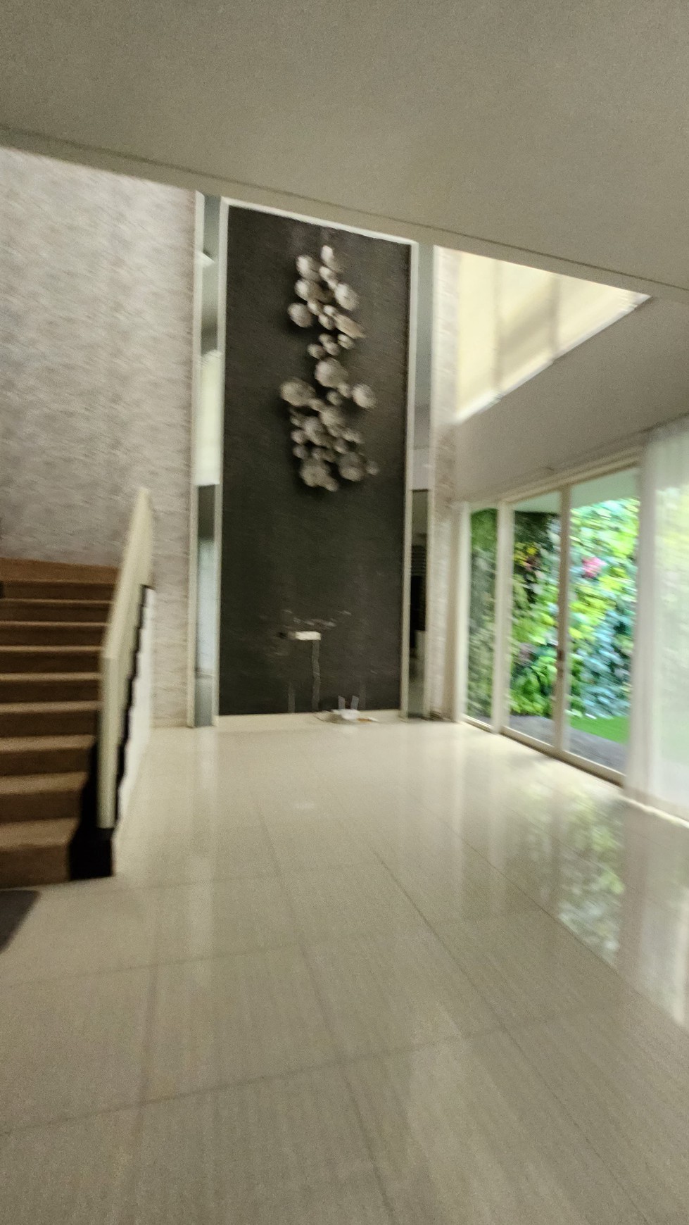 Dijual Rumah Wisata Bukit Mas 2 Semi Furnish Dekat Citraland, Pakuwon Indah, Graha Family