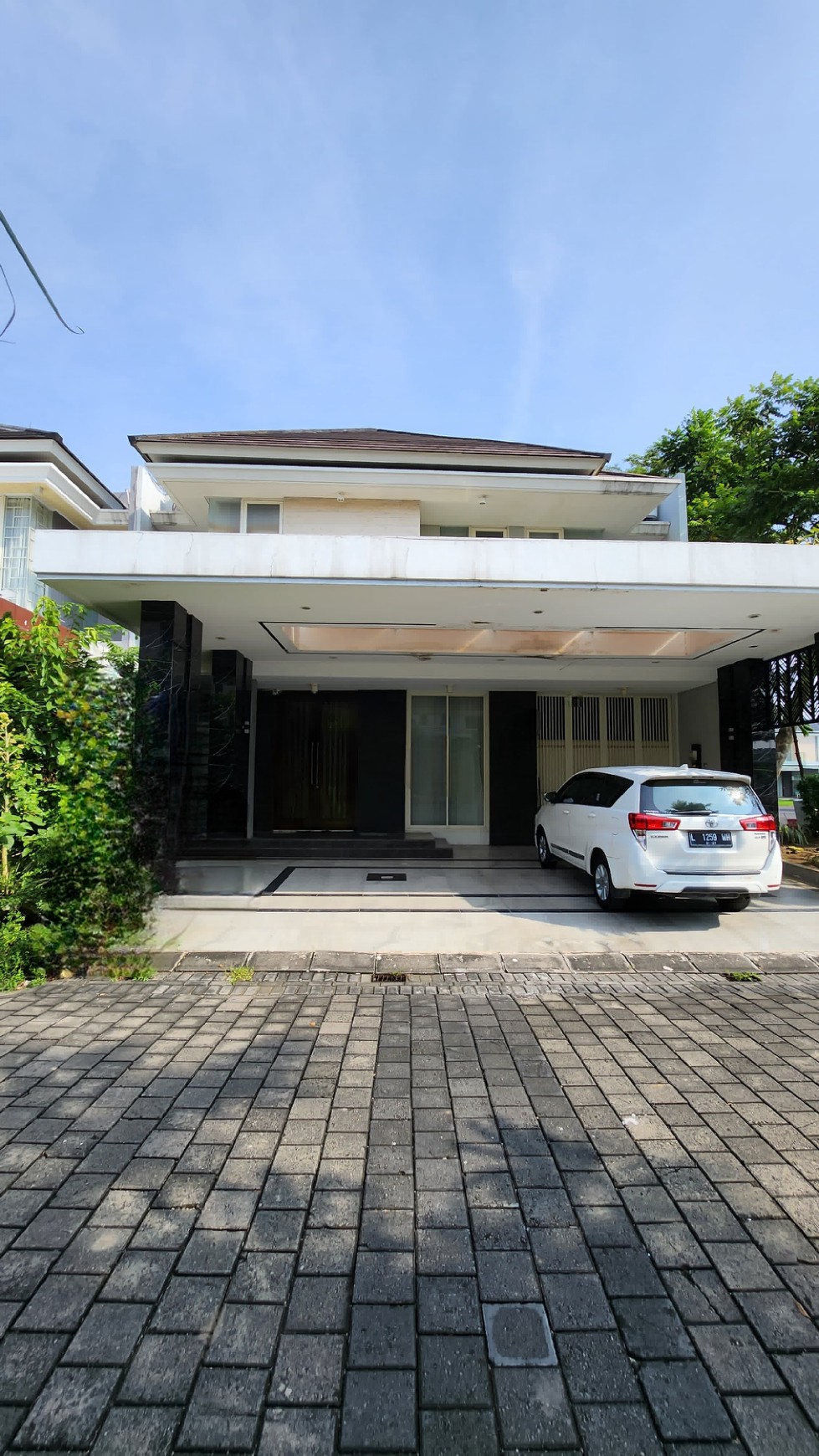 Dijual Rumah Wisata Bukit Mas 2 Semi Furnish Dekat Citraland, Pakuwon Indah, Graha Family