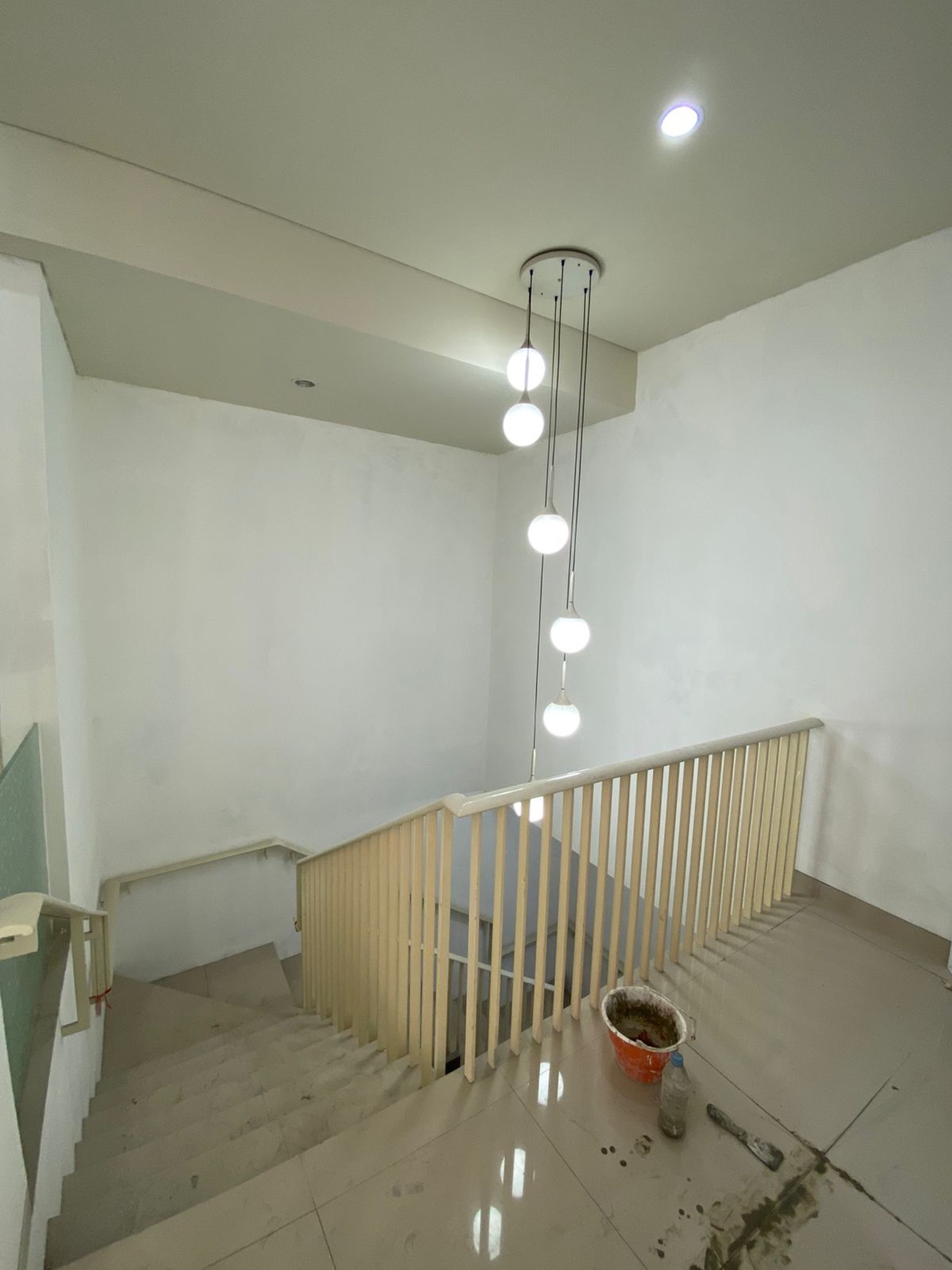 Murah Luas Rumah Wisata Bukit Mas 2 Du Lyon Dekat Citraland, Pakuwon Indah, Graha Family, Royal Residence