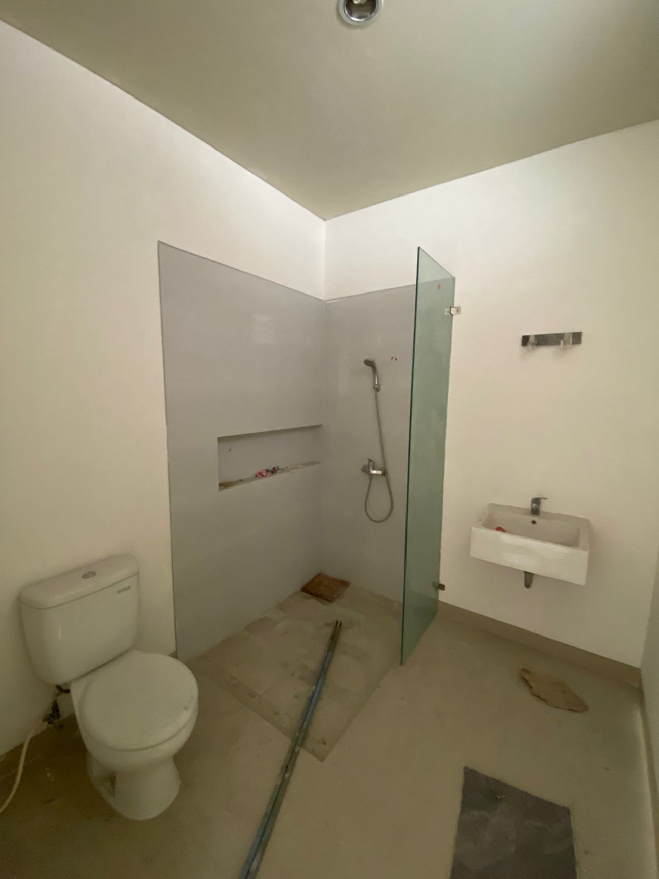 Murah Luas Rumah Wisata Bukit Mas 2 Du Lyon Dekat Citraland, Pakuwon Indah, Graha Family, Royal Residence