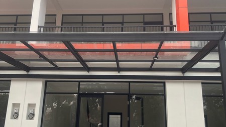 Ruko 2 Lantai Siap Pakai dan Lokasi Strategis Pinggir Jalan Raya