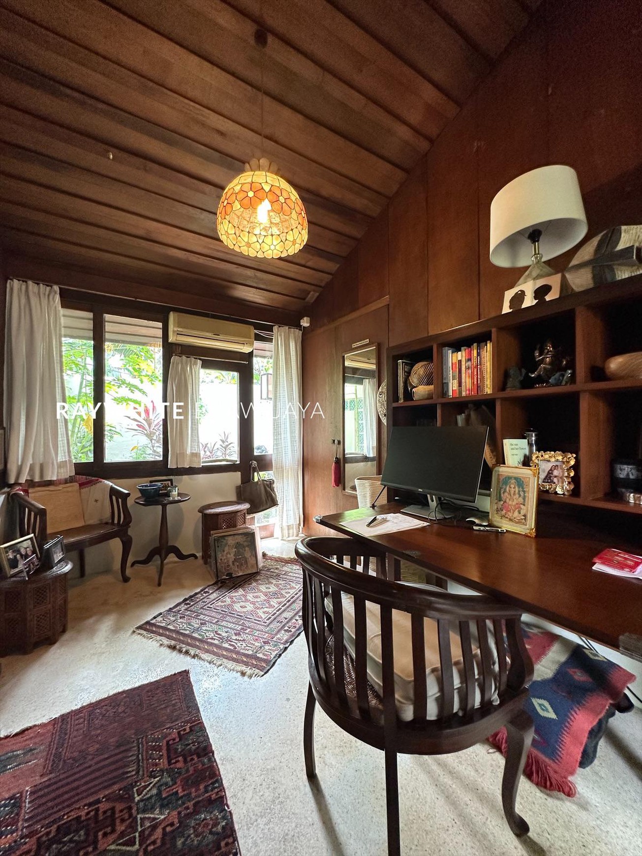 Rumah Tropical Design Dalam Kompleks - Fatmawati Cilandak