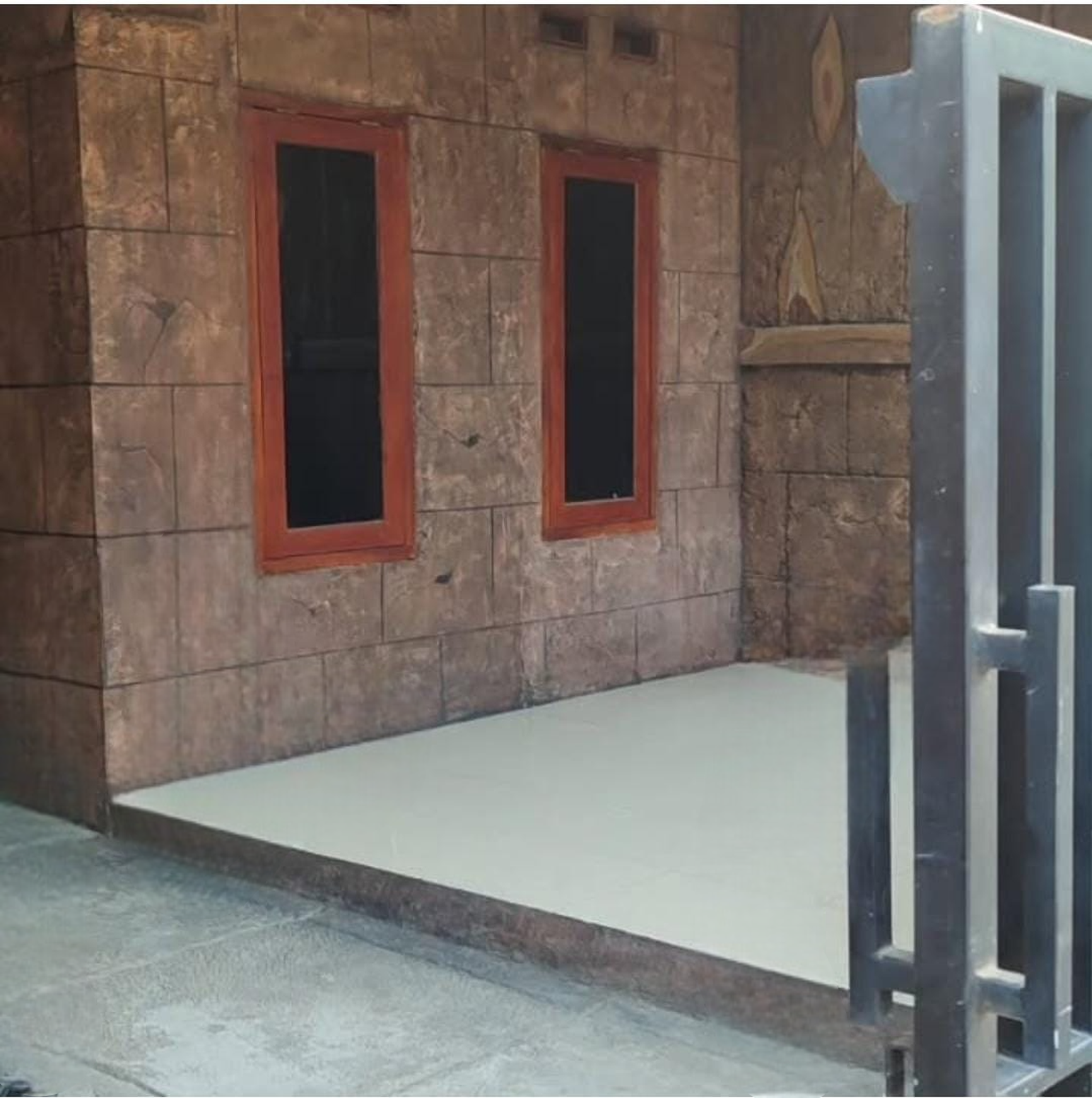 Rumah Bagus Dekat Mekar Sari