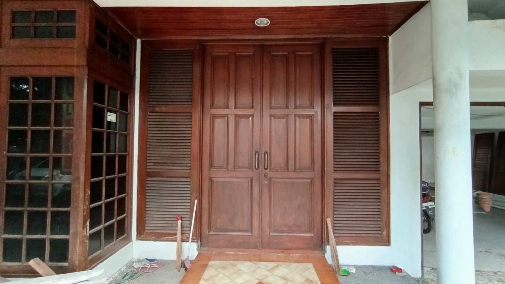 Dijual Rumah Mewah 2 Lantai di Pondok Indah, Jakarta Selatan