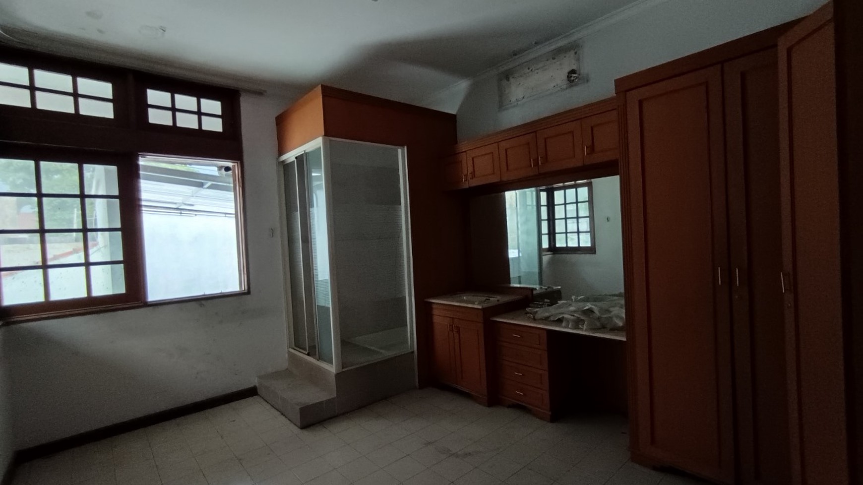 Dijual Rumah Mewah 2 Lantai di Pondok Indah, Jakarta Selatan