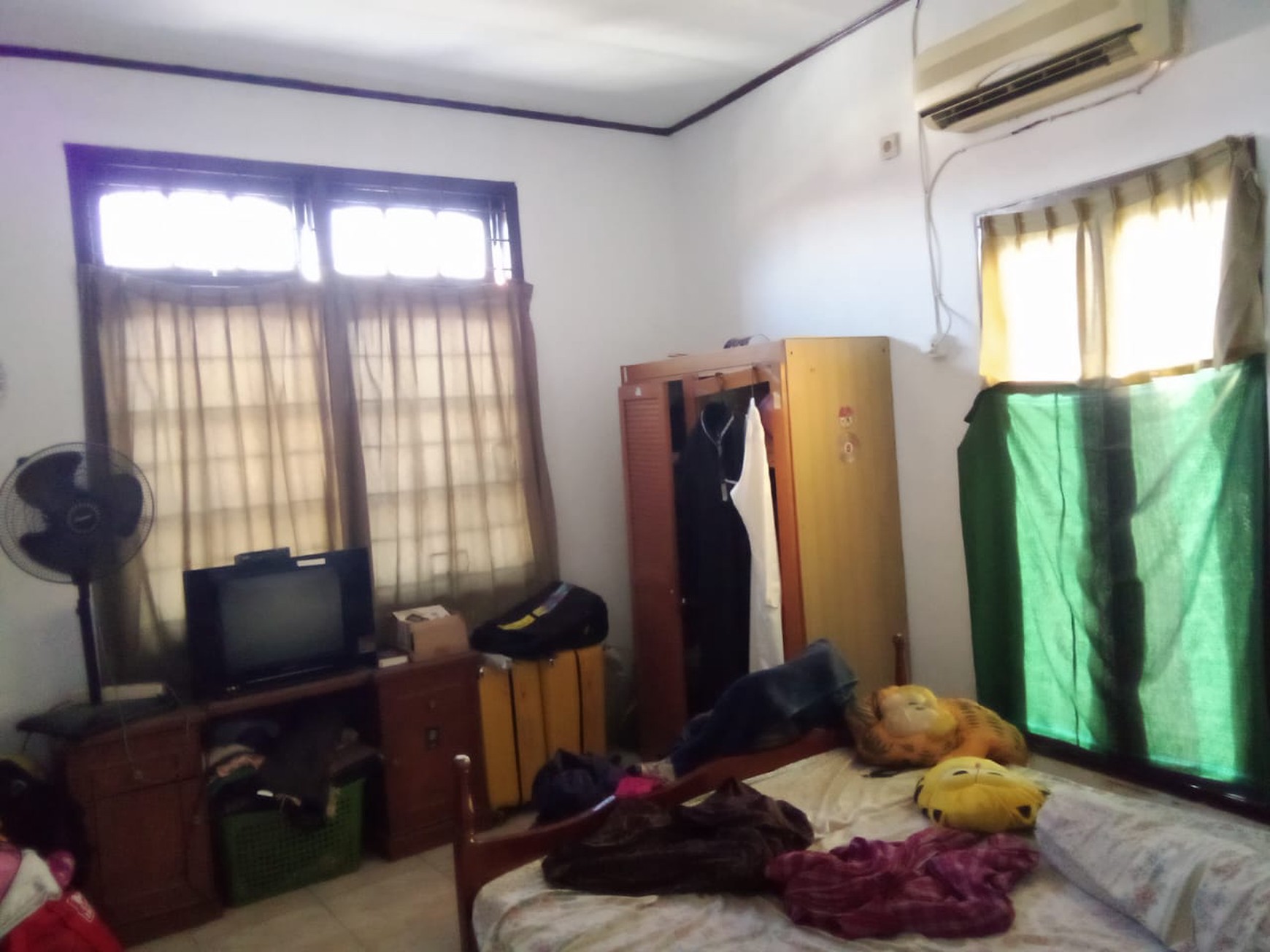 Dijual Ruko 3 Lantai Siap Huni Cocok Untuk Buka Usaha di Gandul, Cinere