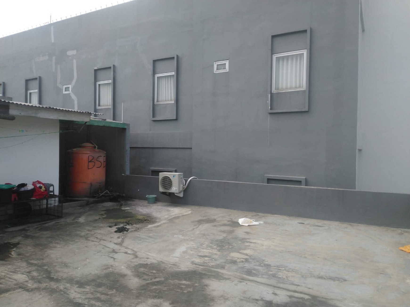 Rumah 3 Lantai Di Tebet Timur, Strategis Hanya 100 m2 Dari St. KA Cawang