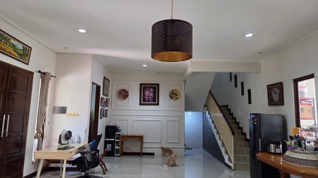 Rumah Siap Huni dengan Hunian Nyaman dan Asri di Bintaro Sektor 9
