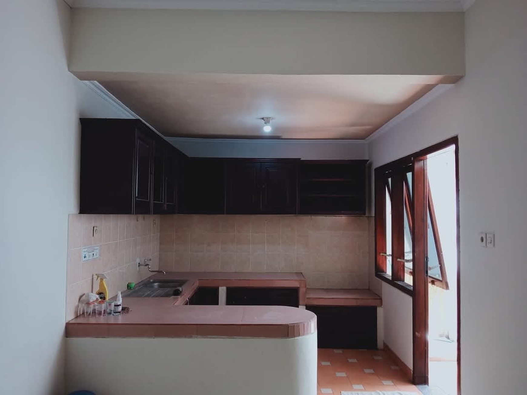 Rumah Cozy Manukan, Surabaya