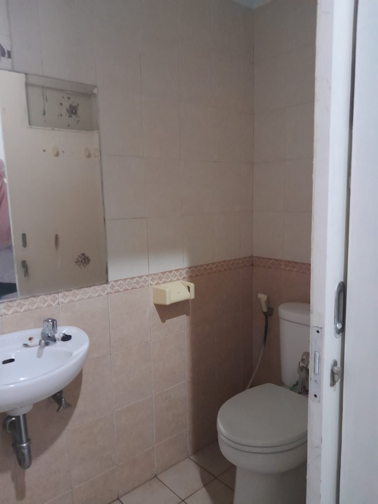 Cinere krukut rumah 1 lantai luas dekat pintu tol