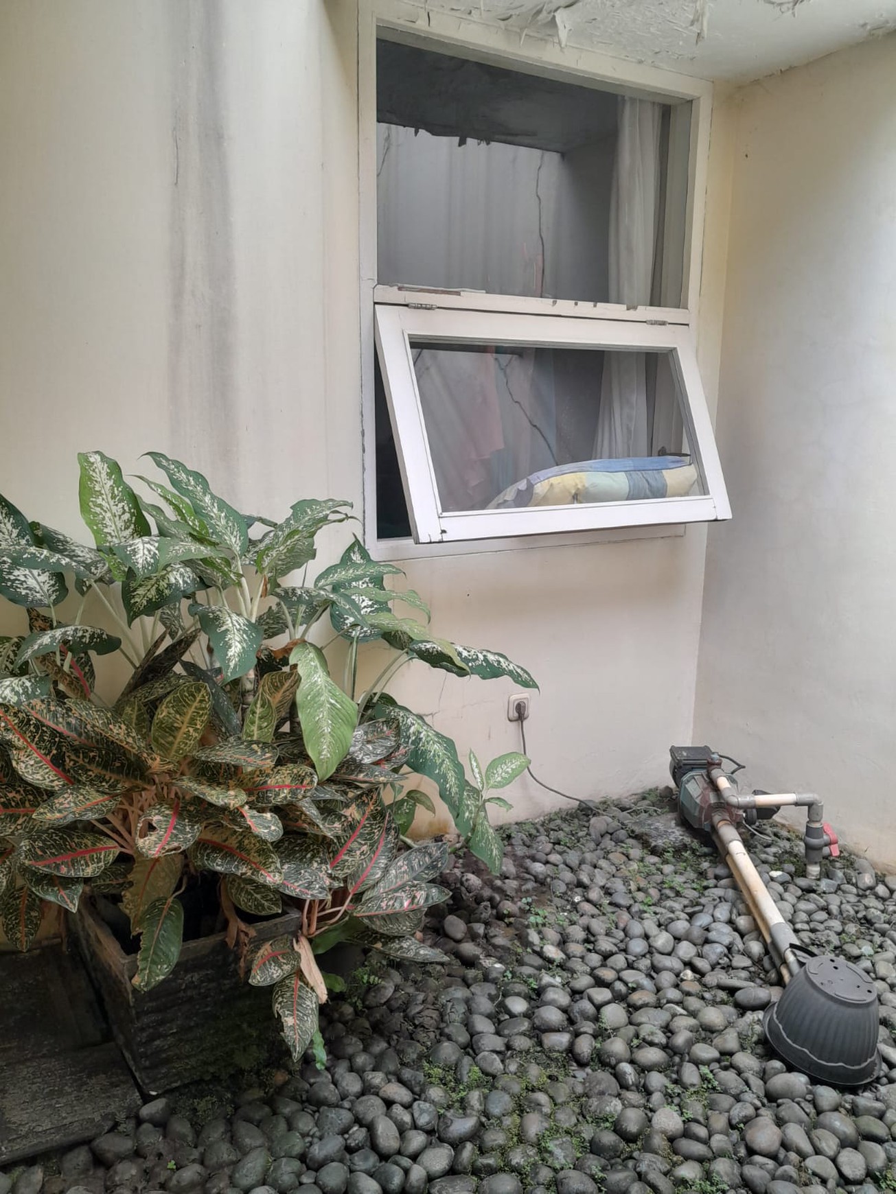 Cinere krukut rumah 1 lantai luas dekat pintu tol