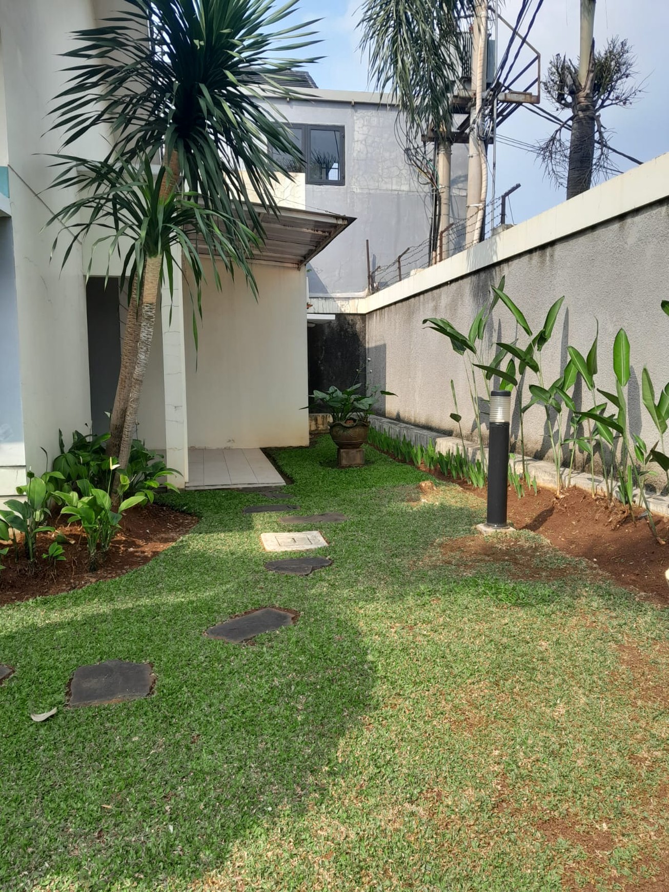 Cinere krukut rumah 1 lantai luas dekat pintu tol