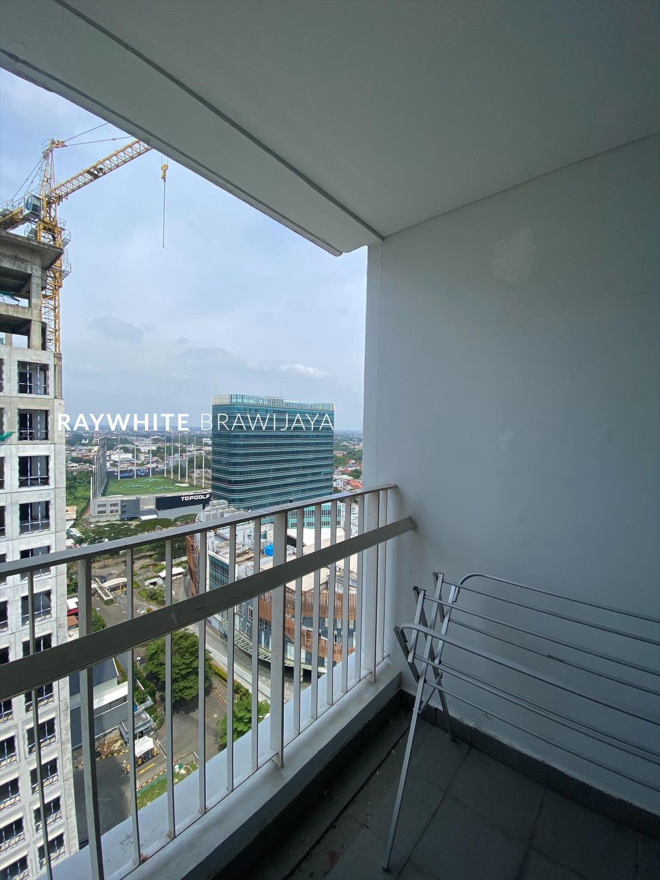 Apartemen Aspen Peak  Furnished