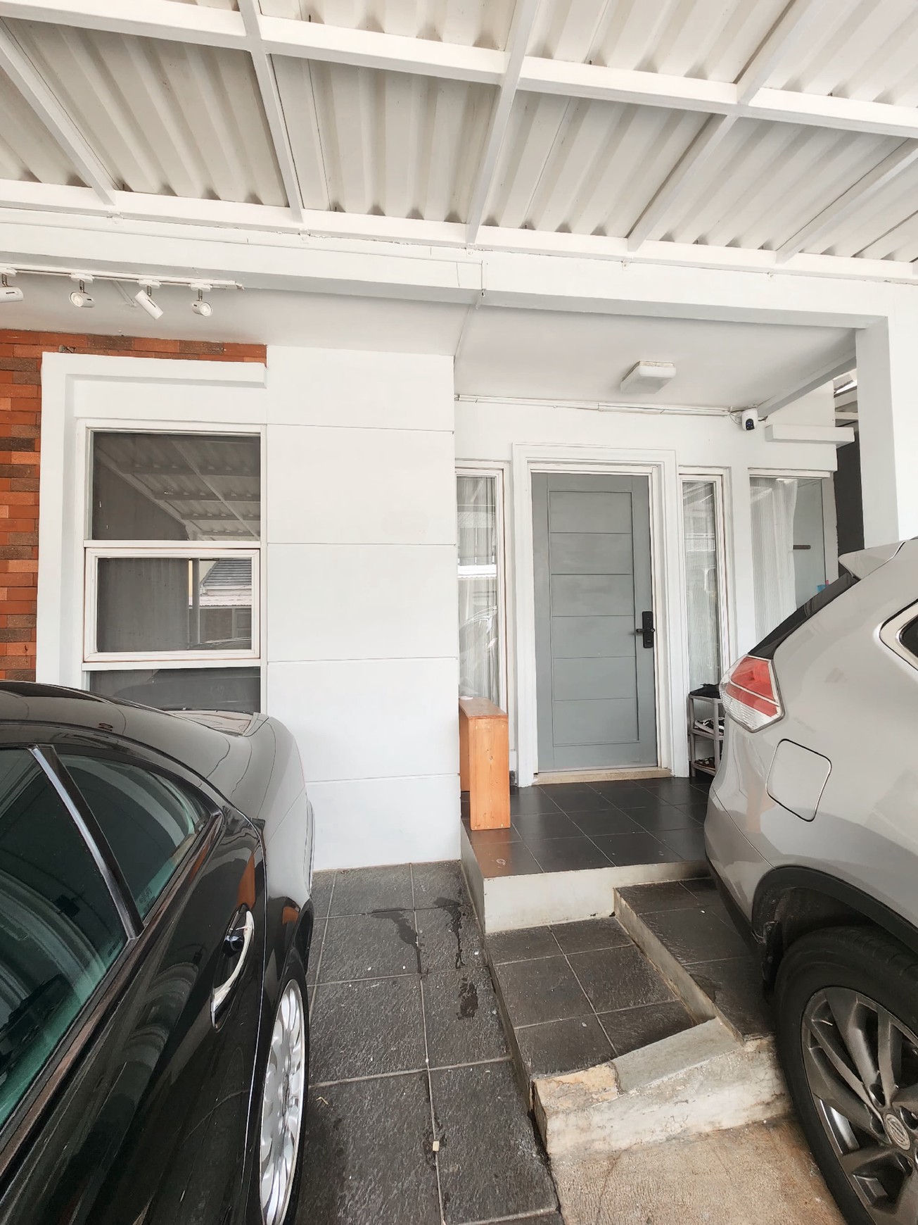 RumahMinimalis, Bagus dalam Cluster kemanan 24 Jam di Serua- Ciputat