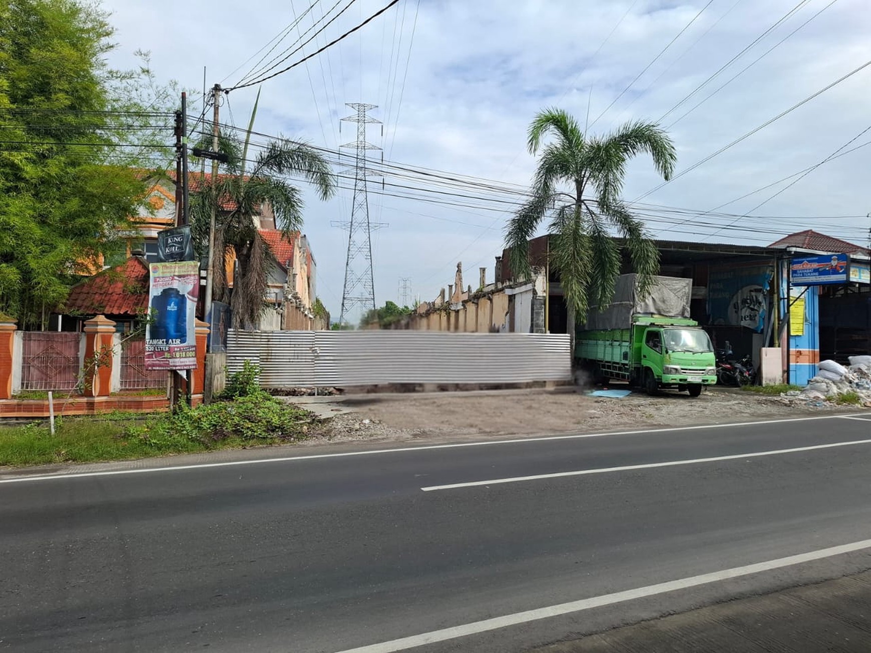 Dijual tanah untuk gudang atau ruang usaha di jl imogiri barat sewon bantul yogyakarta