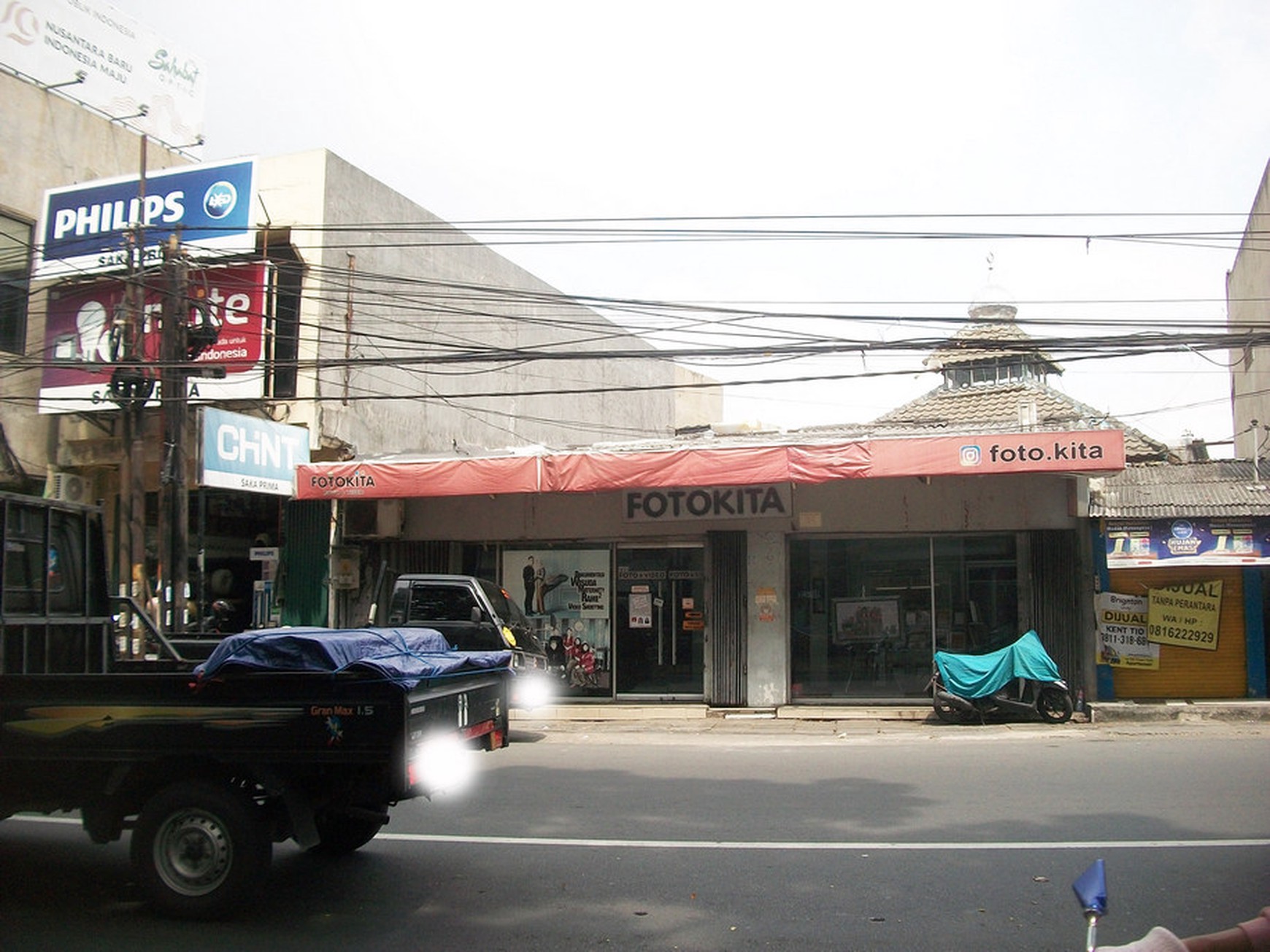 Ruko di Rungkut Industri Kidul Surabaya Timur, Lokasi Strategis Nol Jalan Raya Cocok untuk Toko, Kantor, Cafe & Resto