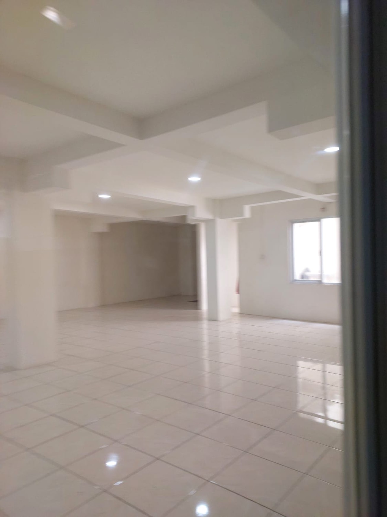 Gudang rapi siap pakai di Taman Tekno BSD