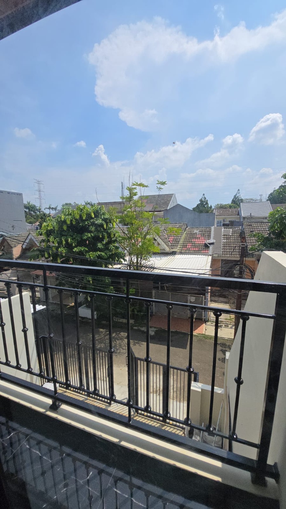 Rumah baru di Kencana Loka BSD