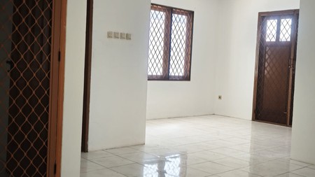 Rumah Gading Kirana Barat, Kelapa Gading 