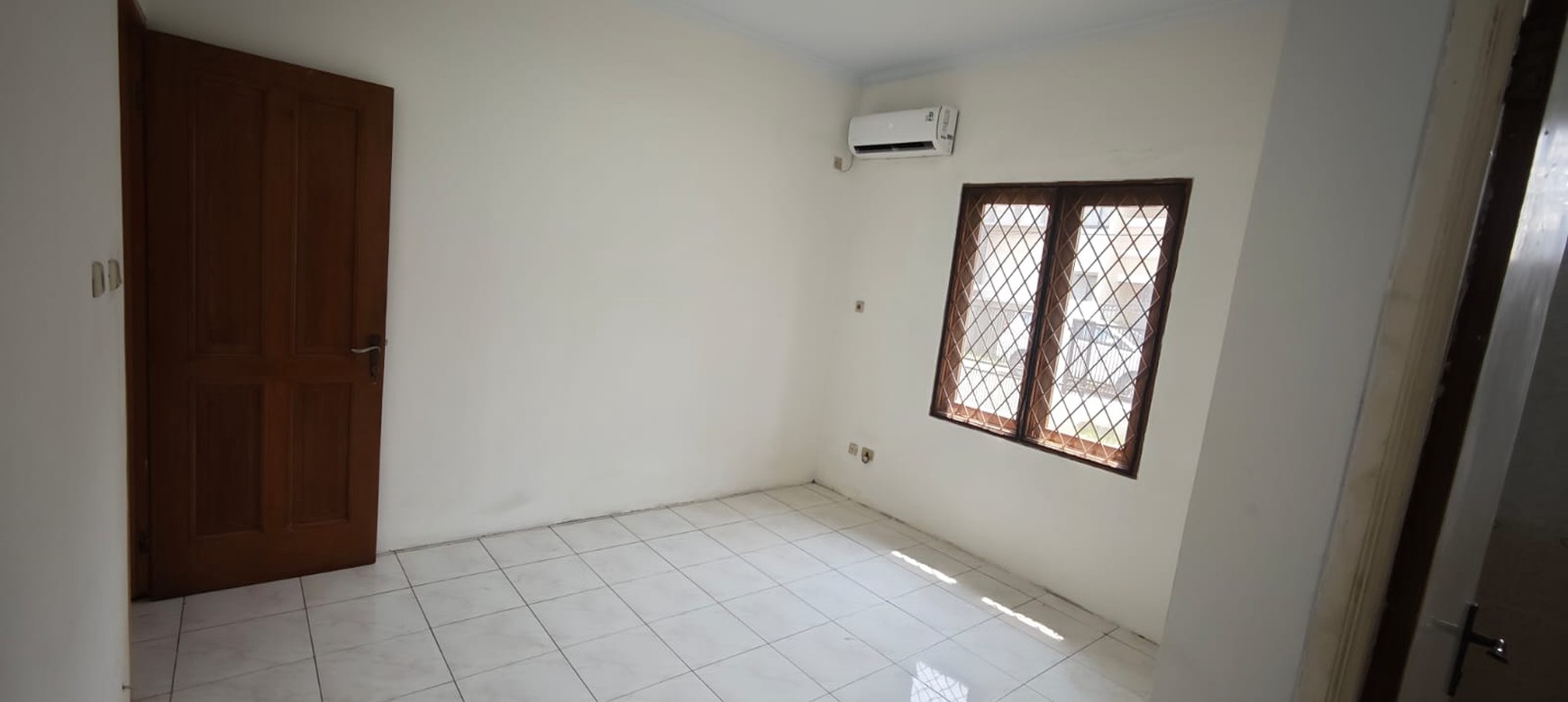 Rumah Gading Kirana Barat, Kelapa Gading