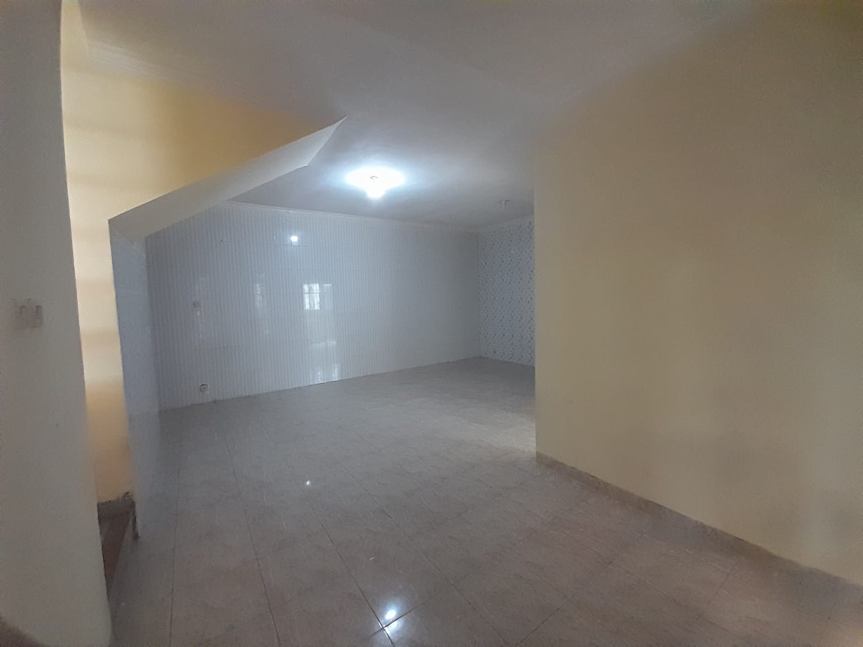 Rumah 2 Lantai Lokasi dalam Perum Taman Kuantan Mlati Sleman 