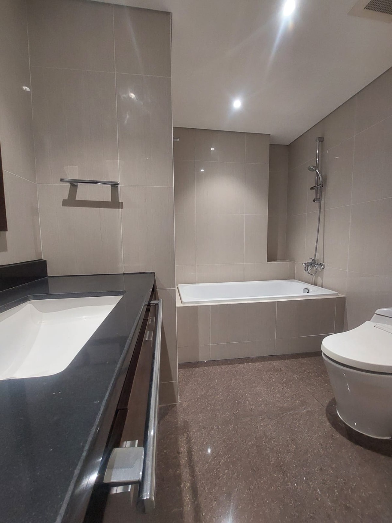 Disewakan Apartment Branz BSD 3BR