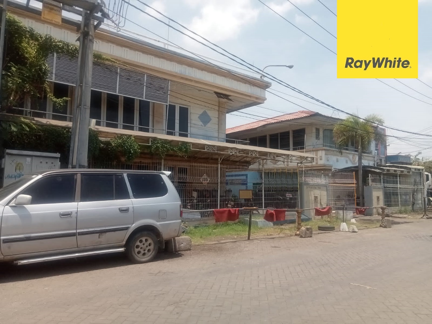 Disewakan Kantor Di Teluk Kumai Timur Surabaya