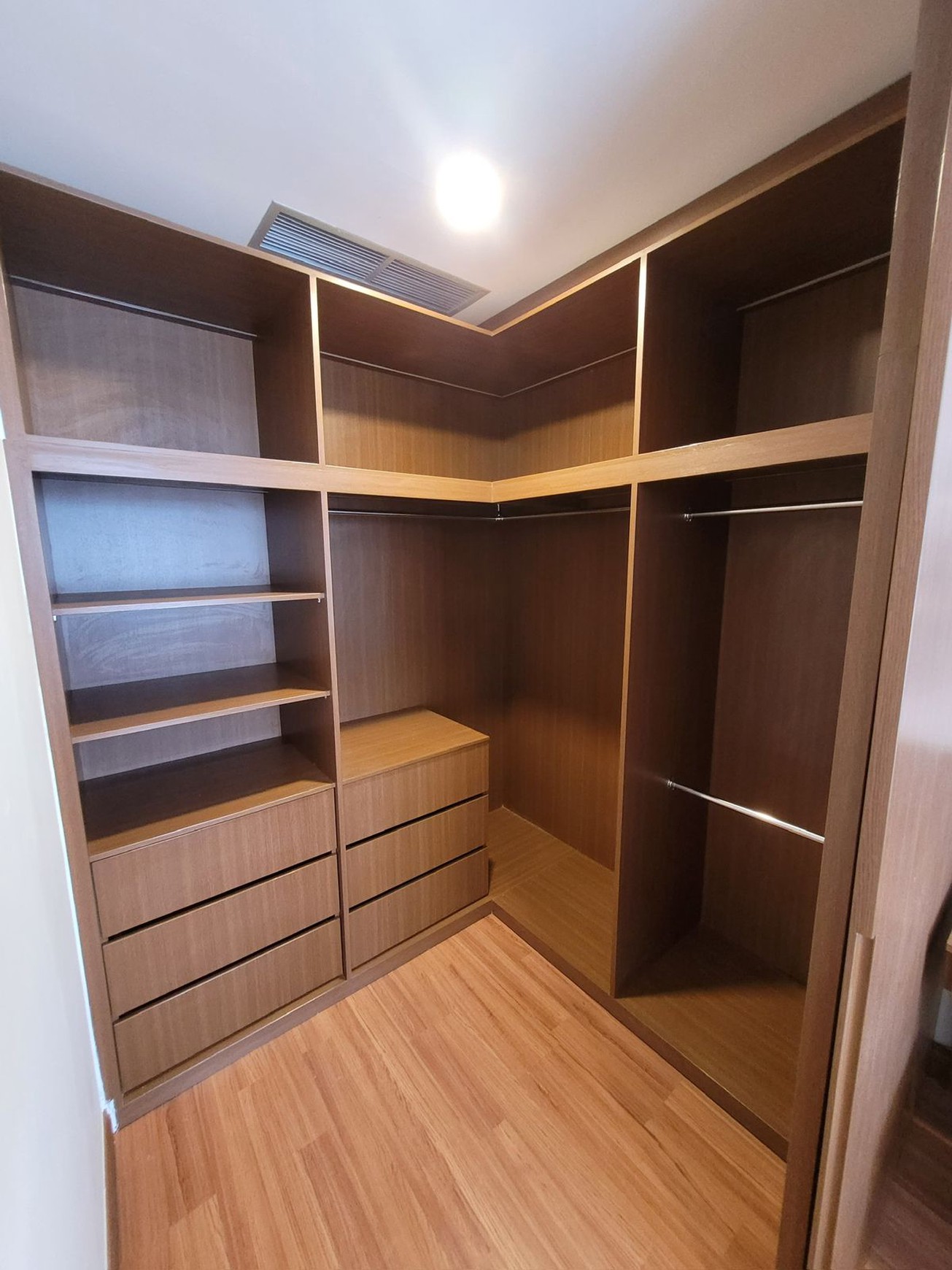 Apartmenet Bagus Siap Pakai di Hegarmanah Residence