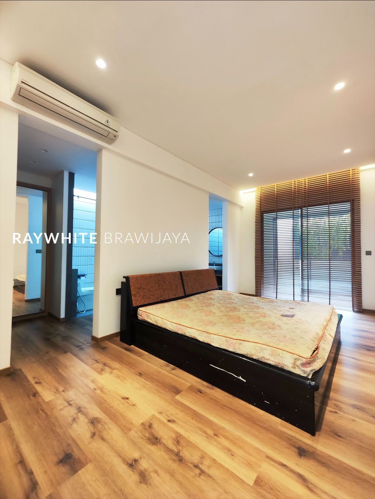 Brand New House Modern Classic Area Brawijaya Kebayoran Baru