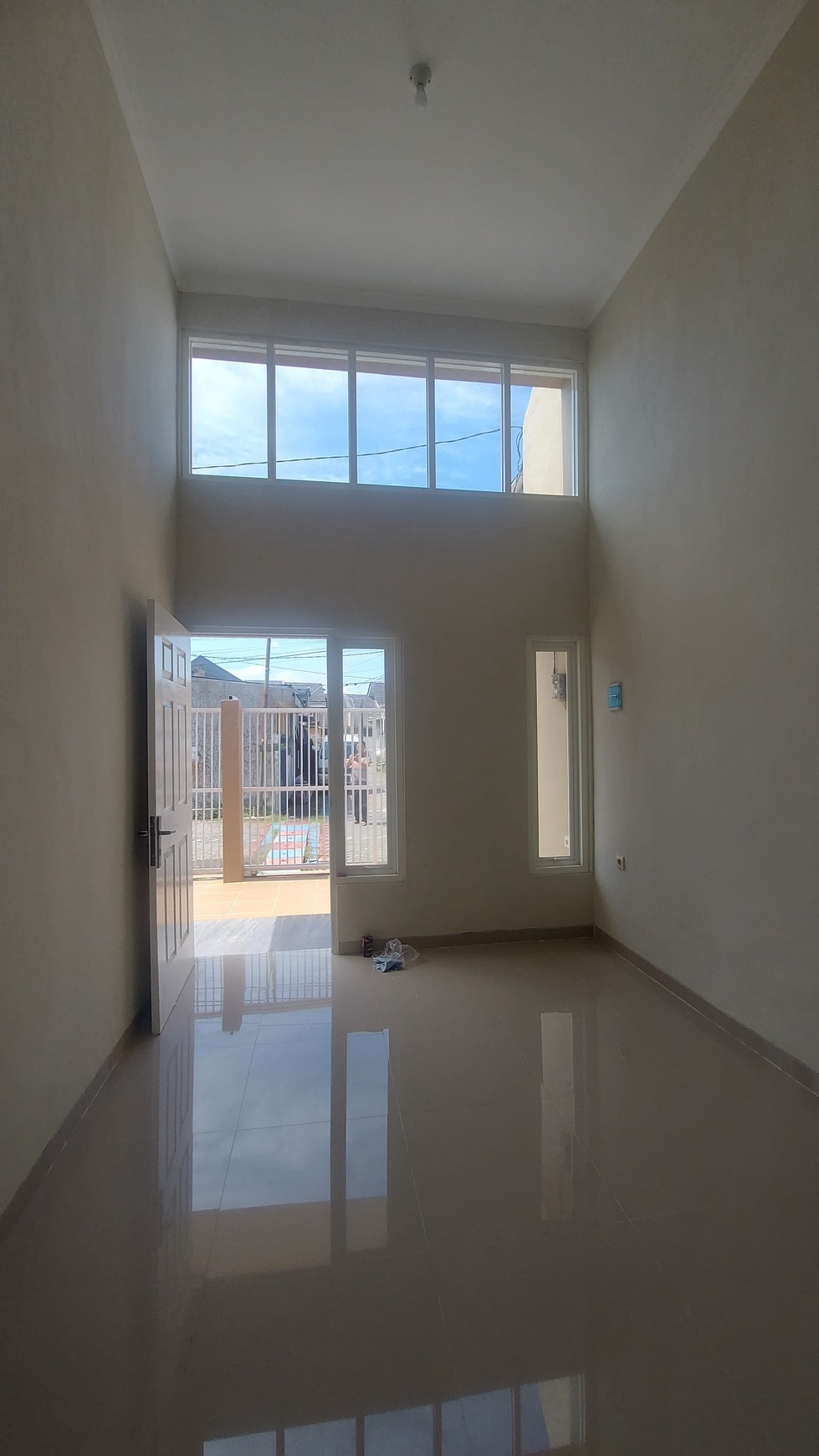 Dijual Rumah Minimalis Modern Siap Huni di Griya Amerta Medayu Utara, Surabaya Timur
