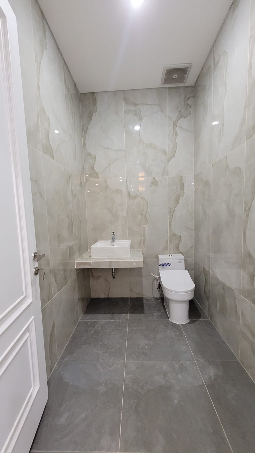 Rumah 2 Lantai SHM Siap Huni @Bintaro Sektor 8