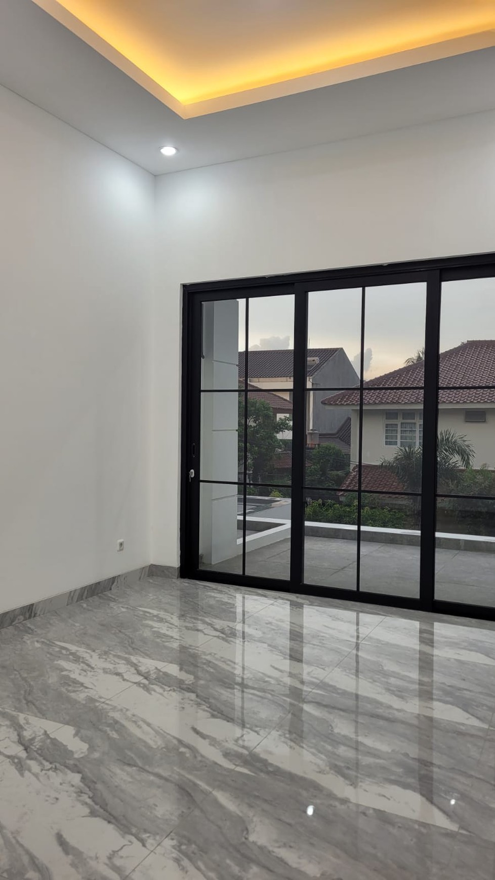 Rumah 2 Lantai SHM Siap Huni @Bintaro Sektor 8
