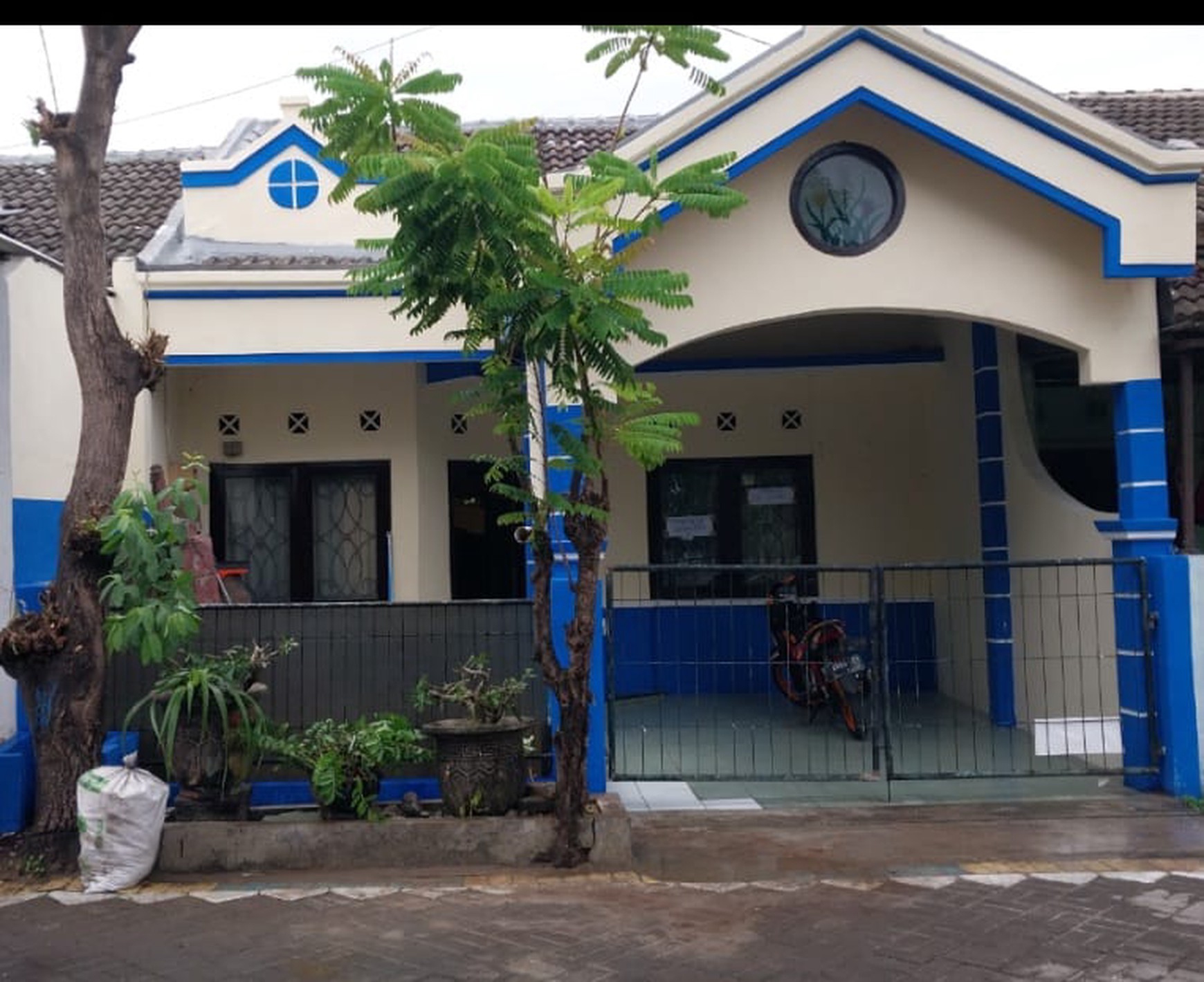 Di sewakan Rumah Kebraon Indah Permai murah siap huni