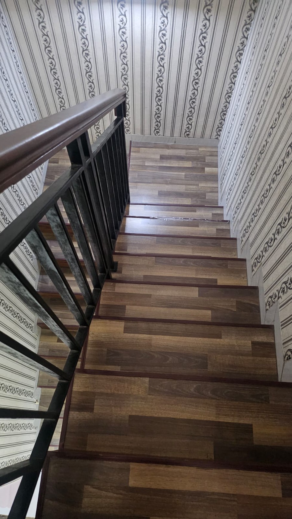 Rumah Modern Siap Huni di Graha Bunga