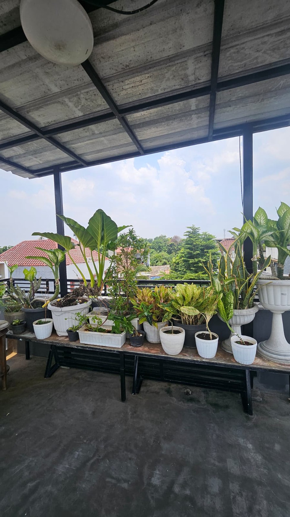 Rumah Modern Siap Huni di Graha Bunga
