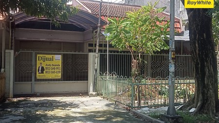 Dijual Rumah di Jalan Karang Gayam Surabaya Pusat