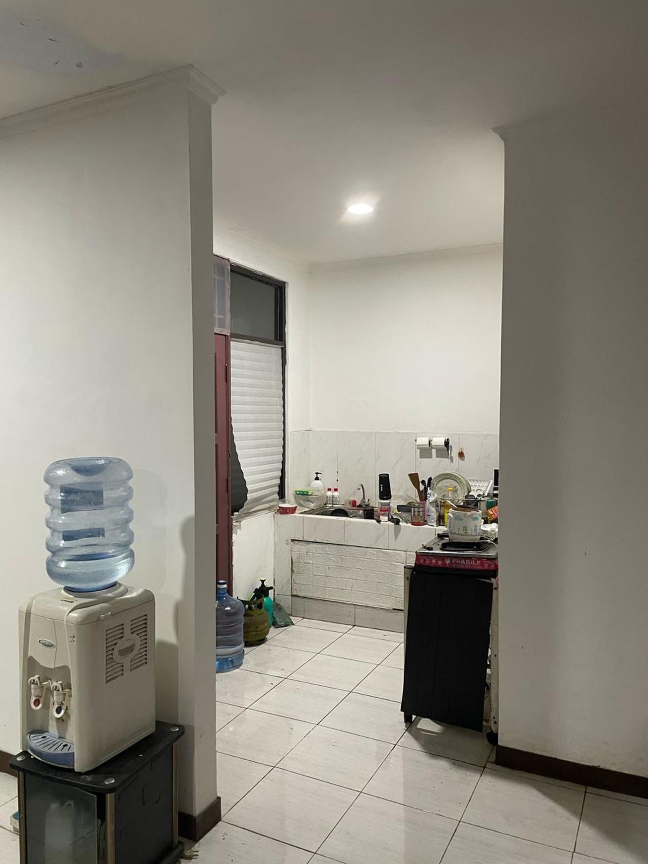 Rumah Siap Huni Posisi HOOK dengan Hunian Nyaman dan Asri di Bintaro Sektor 5