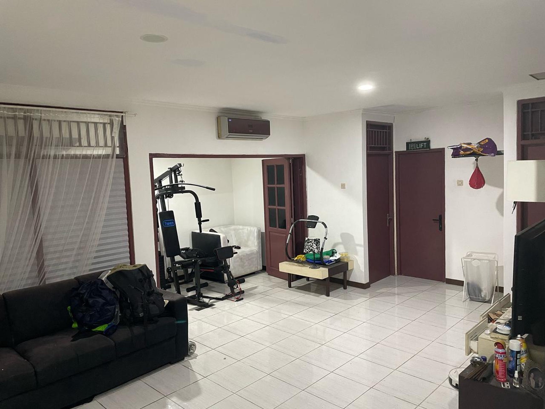 Rumah Siap Huni Posisi HOOK dengan Hunian Nyaman dan Asri di Bintaro Sektor 5