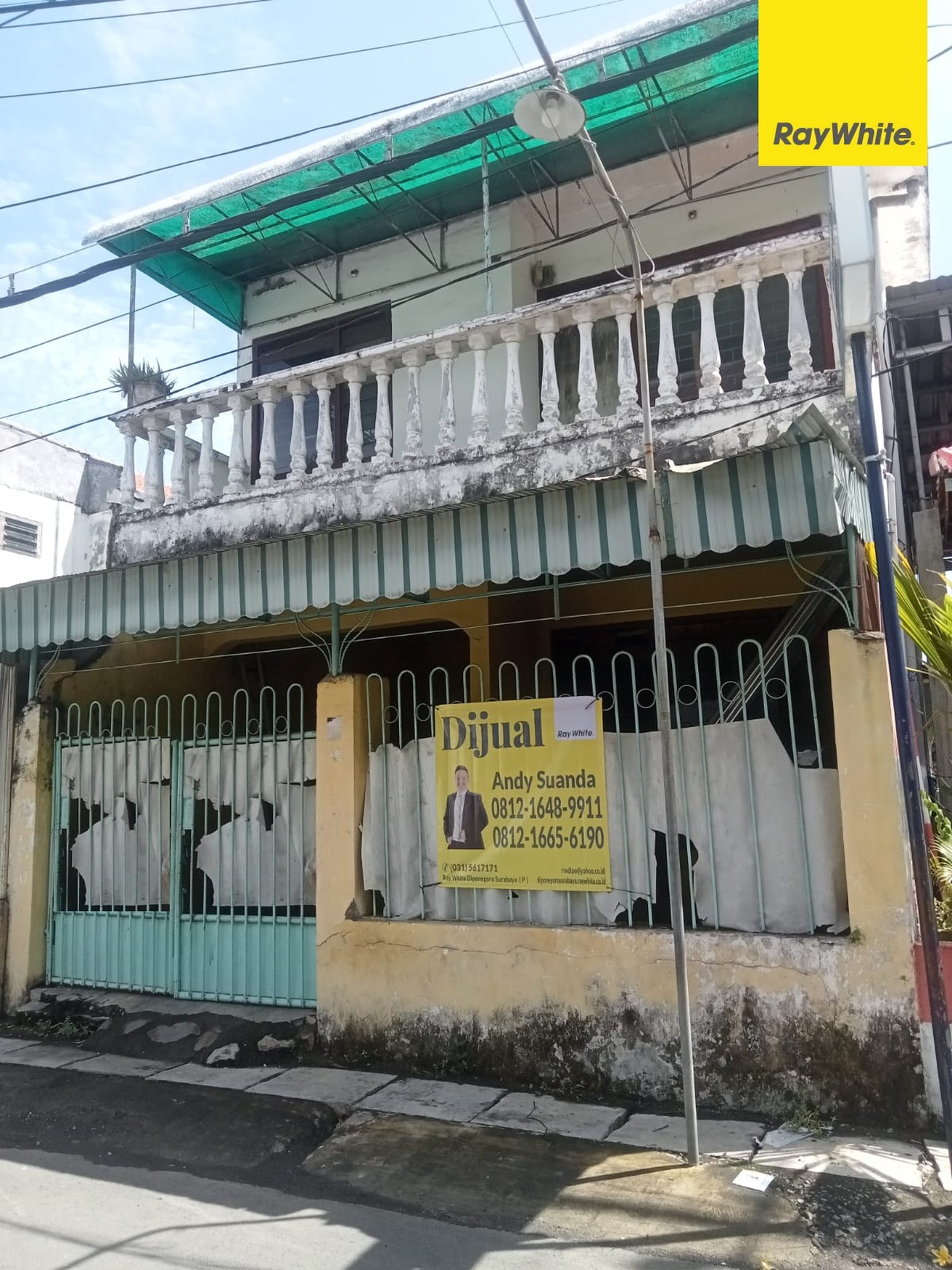 Dijual Rumah 3 Lantai di Jl Kedung Anyar Surabaya Pusat