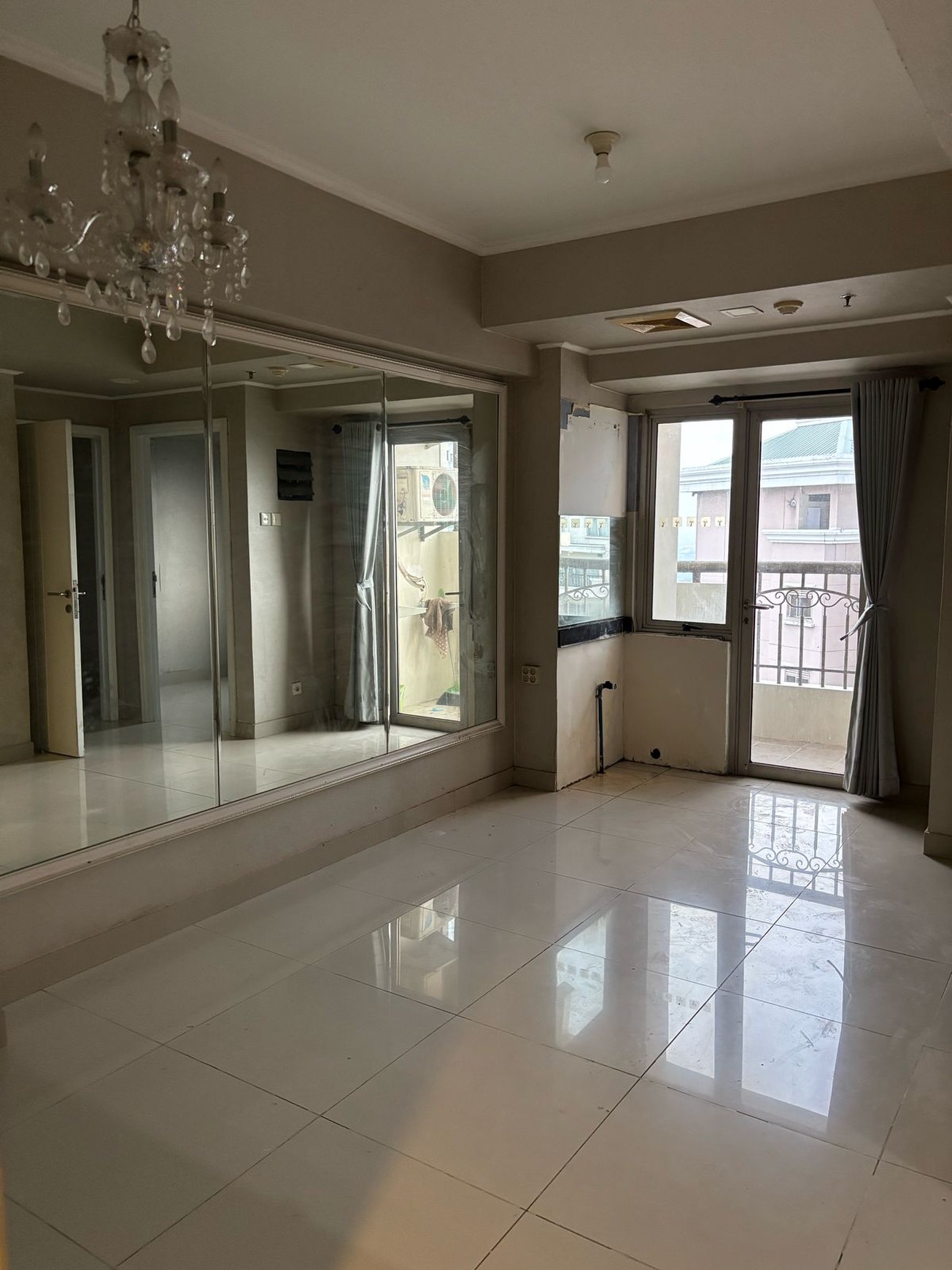 385. DIJUAL APARTEMEN WATERPLACE TOWER F