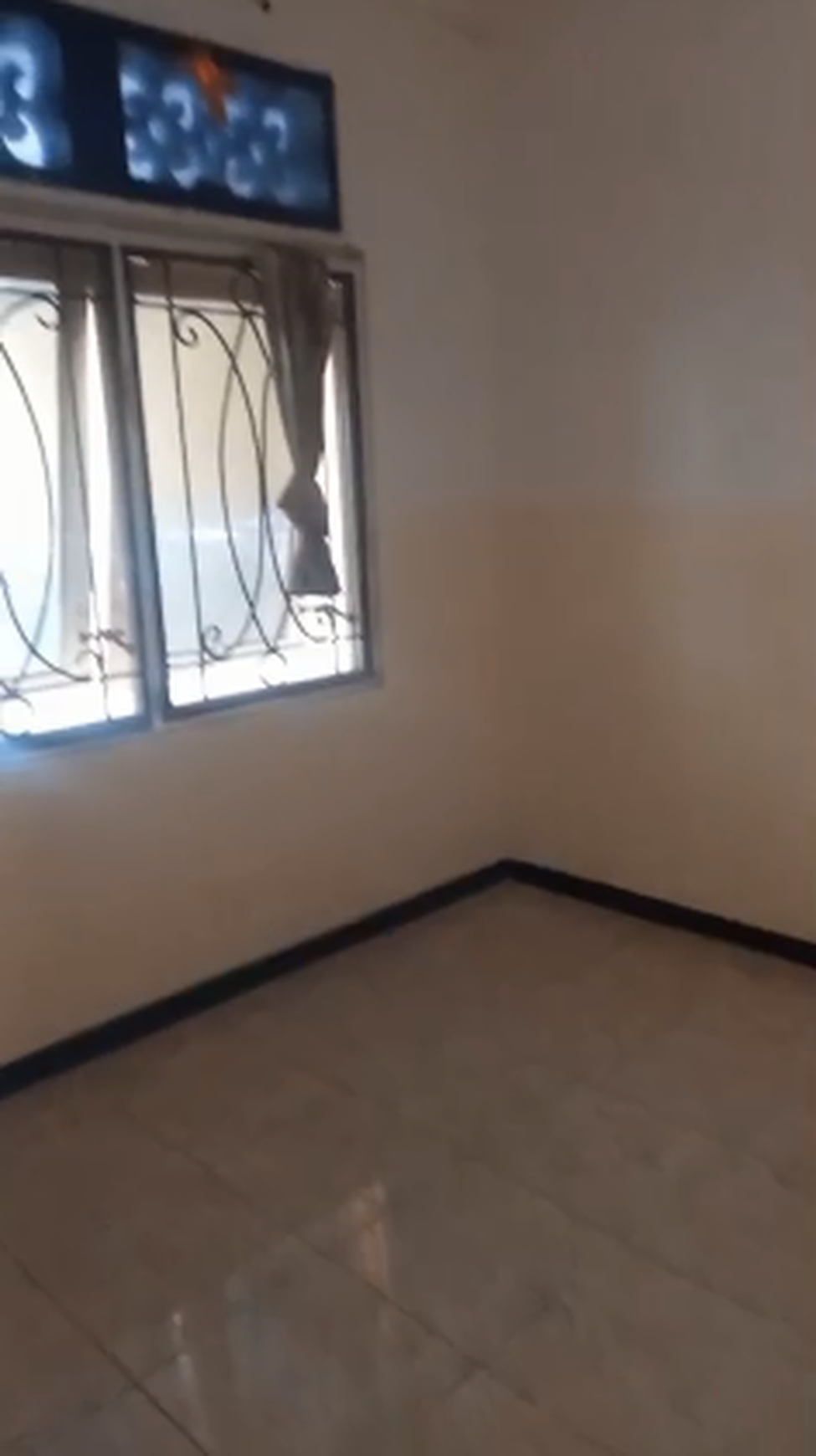 Rumah Disewakan Murah di Rungkut, Surabaya Timur - Nyaman & Strategis