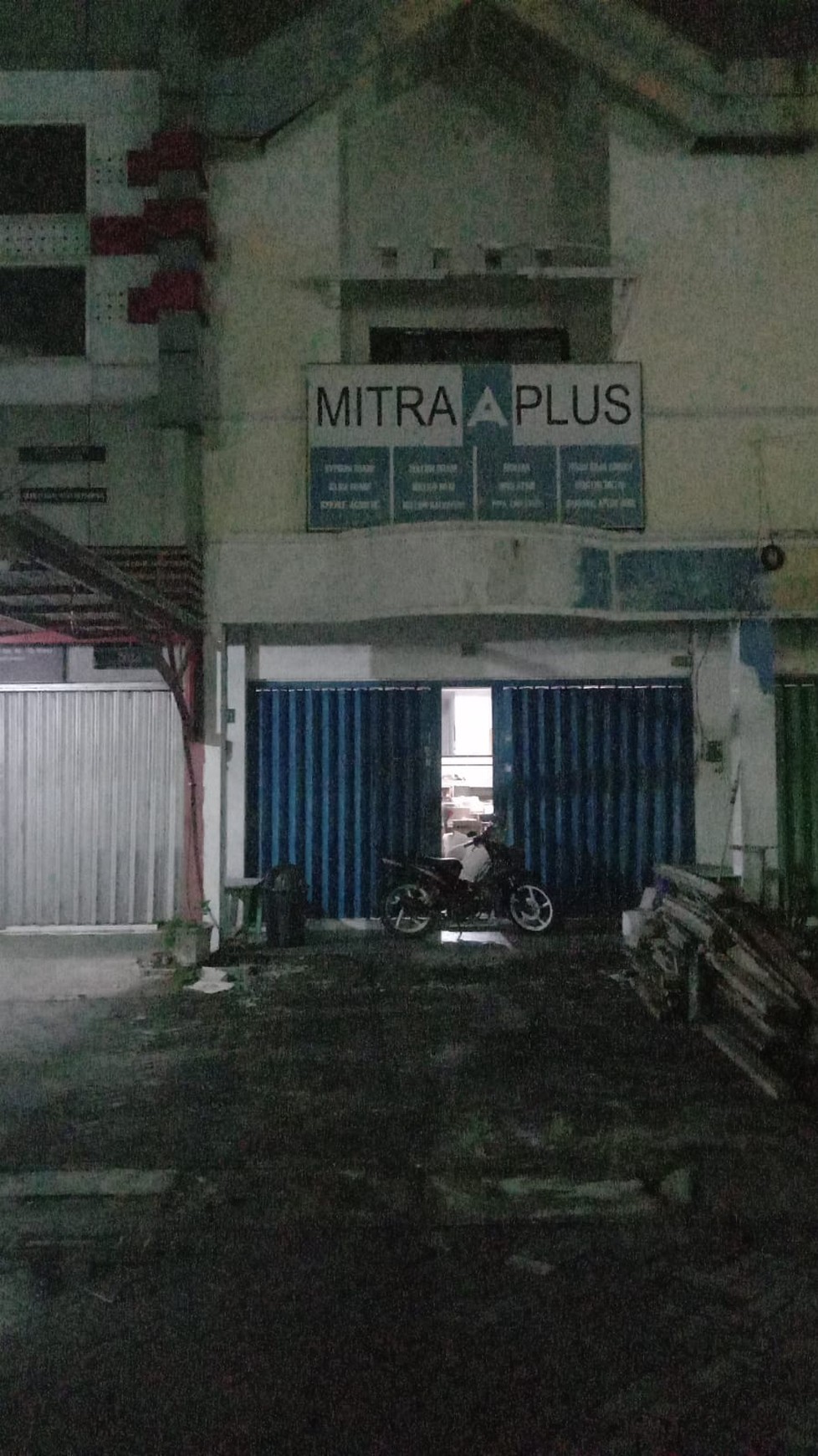 Lelang Ruko Wadungasri Permai, Waru, Sidoarjo