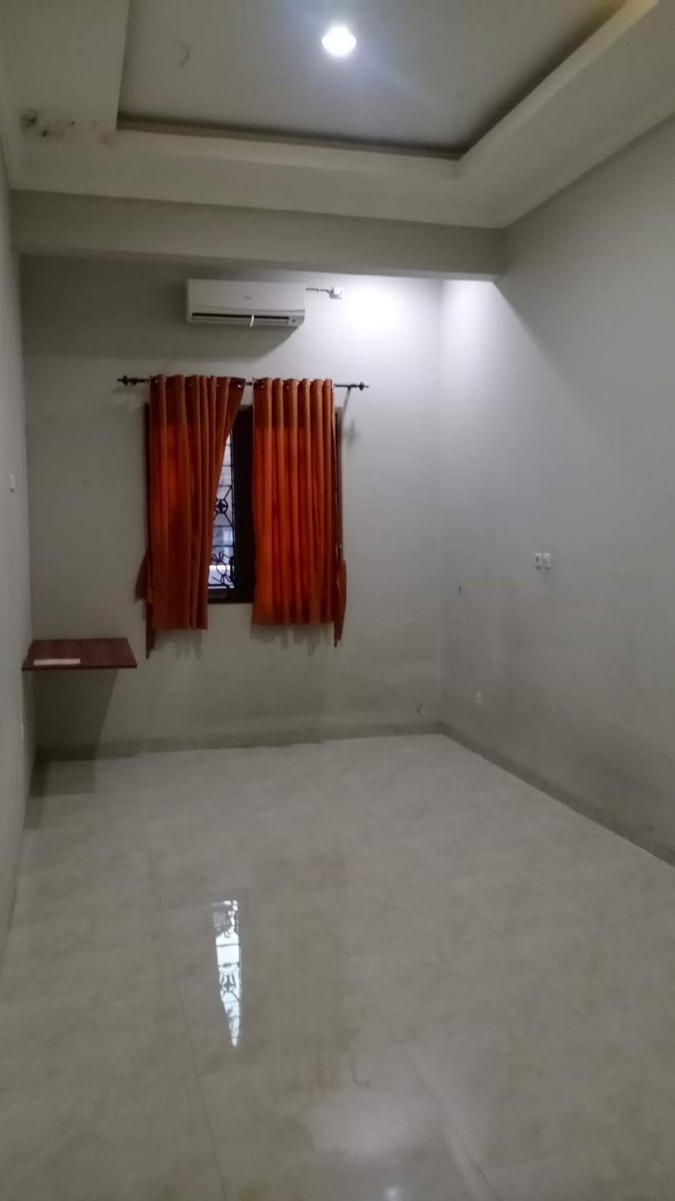 Dijual Rumah Di Taman Harapan Baru, Bekasi