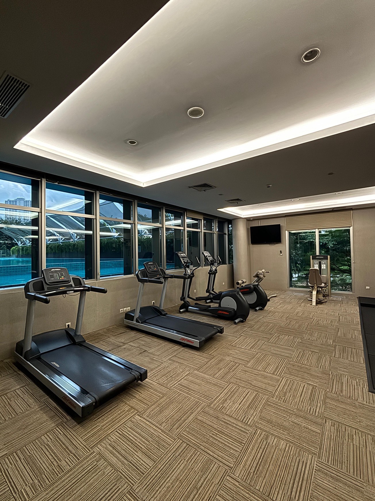 Dijual cepat apartemen impian saumata kawasan alam sutera tangerang selatan banten strategis type 3 BR B hanya 4.9 M siap huni