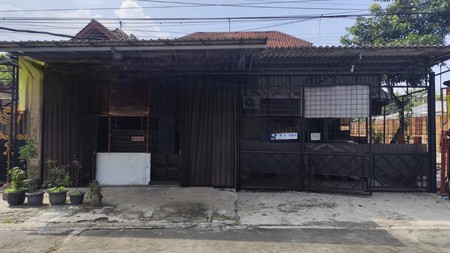 RUMAH & TEMPAT USAHA DI JL COKROWIJAYAN, DEKAT DARI RINGROAD BARAT.