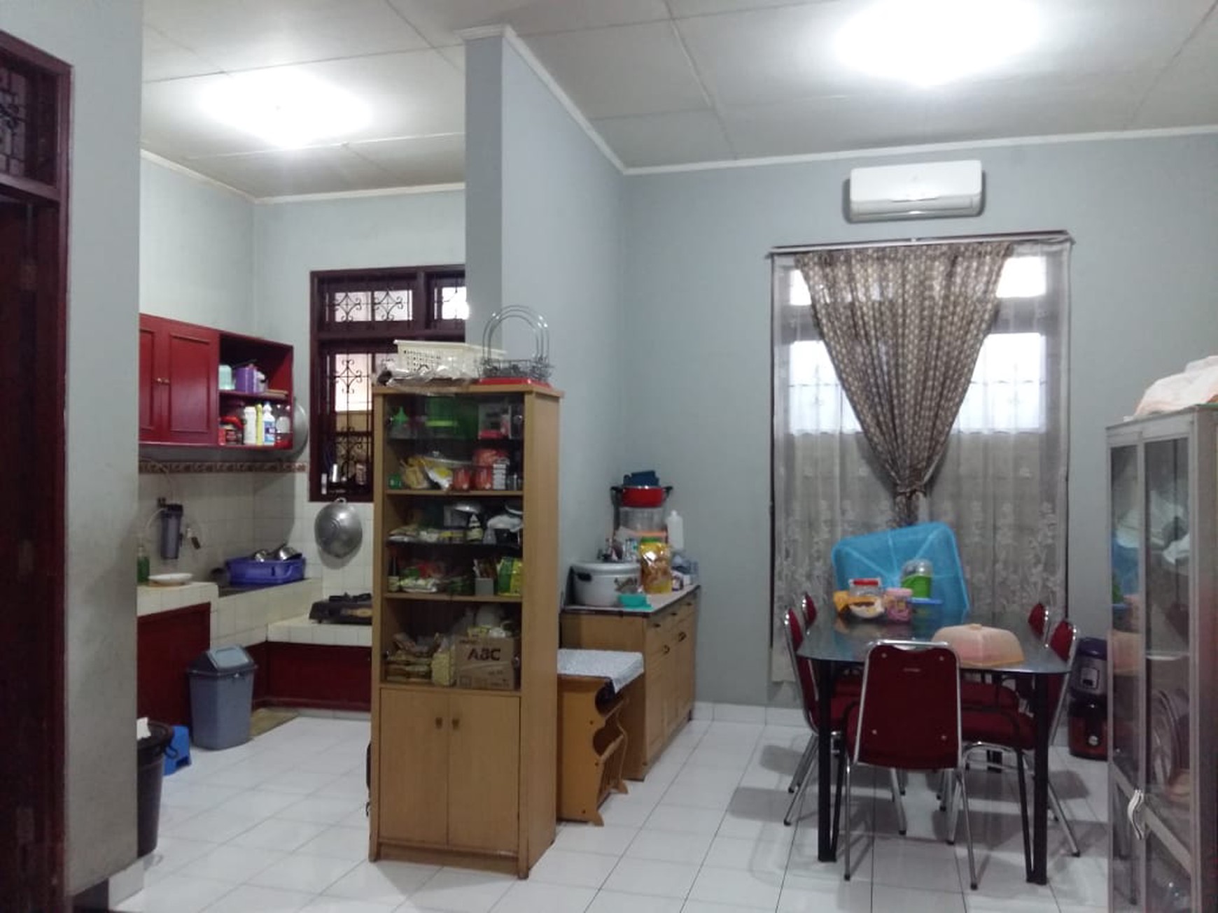 RUMAH & TEMPAT USAHA DI JL COKROWIJAYAN, DEKAT DARI RINGROAD BARAT.