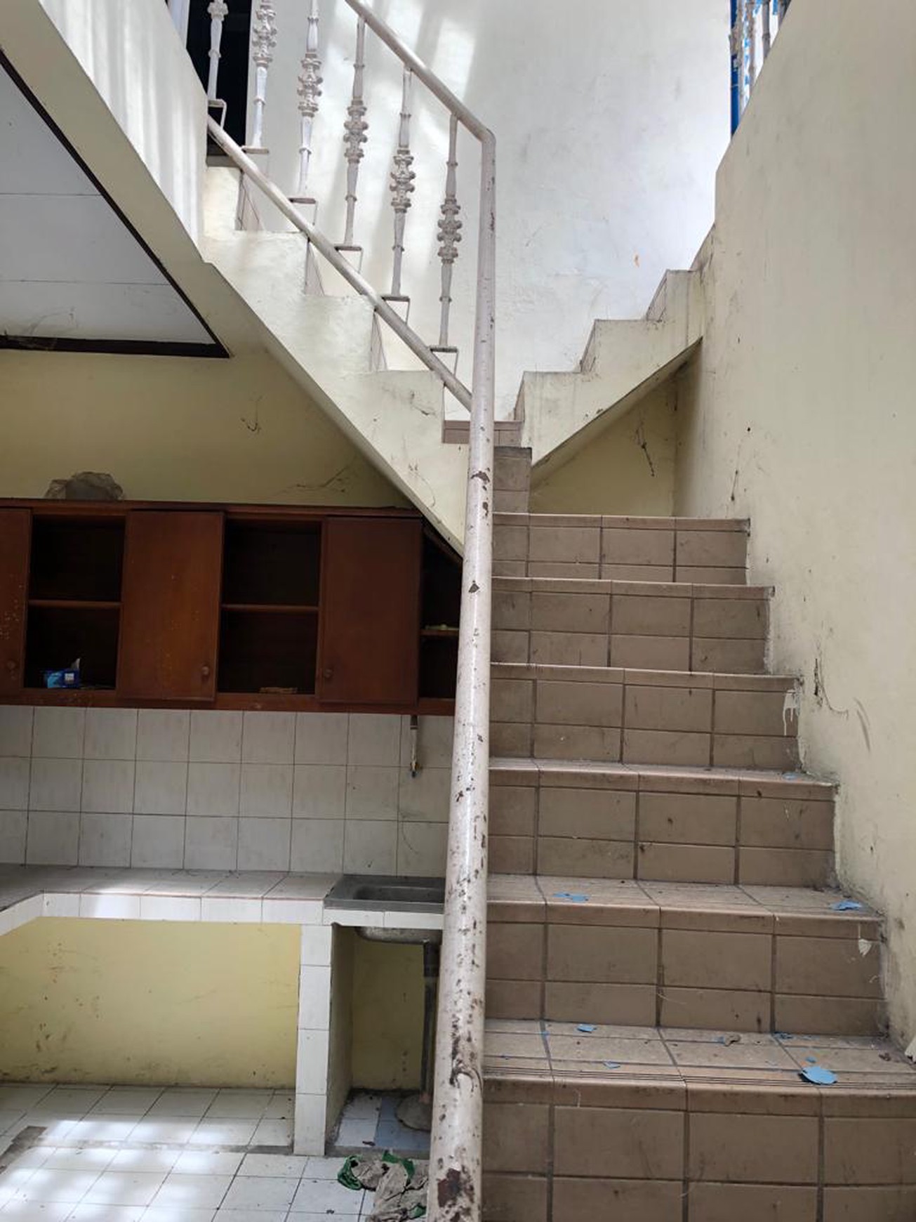 Rumah di dalam Komplek Barata Ciledug .