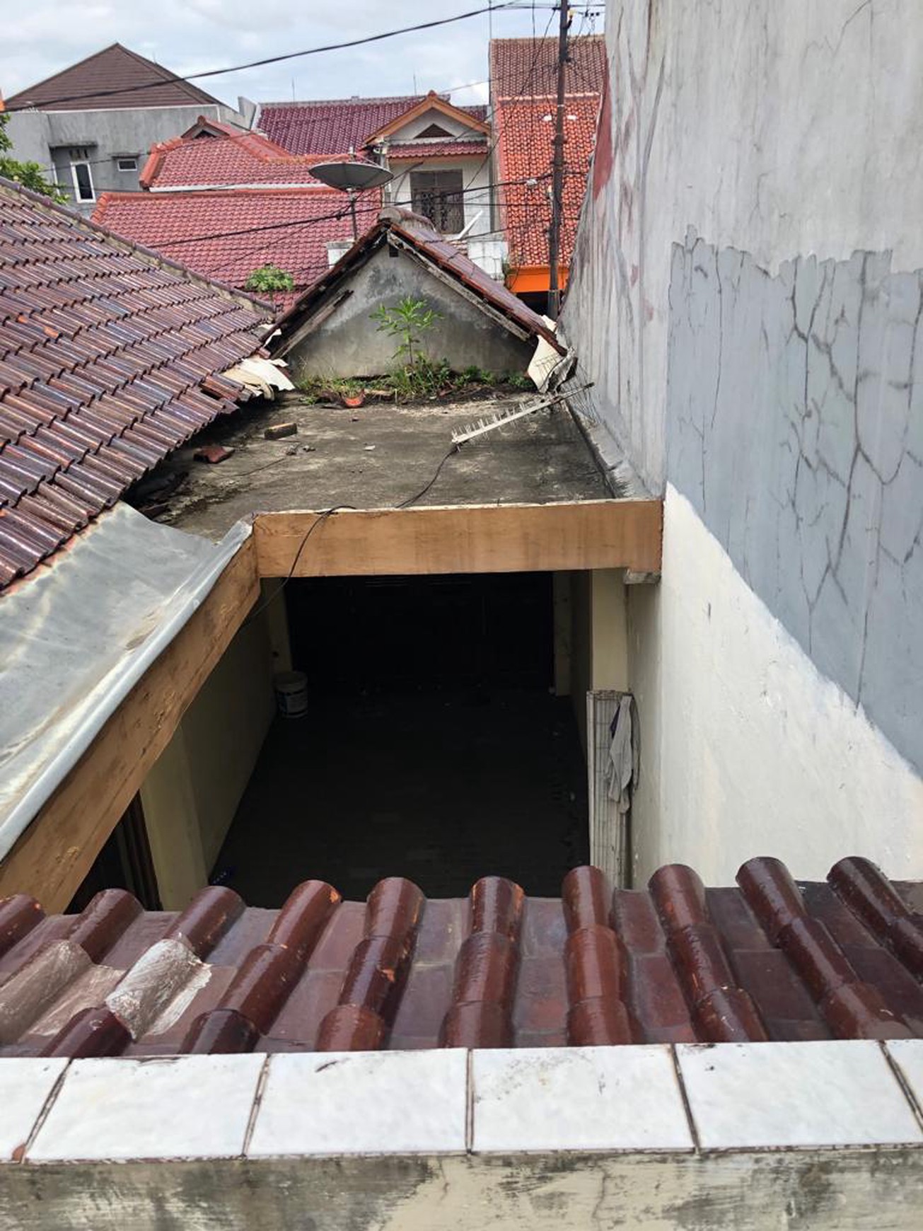 Rumah di dalam Komplek Barata Ciledug .