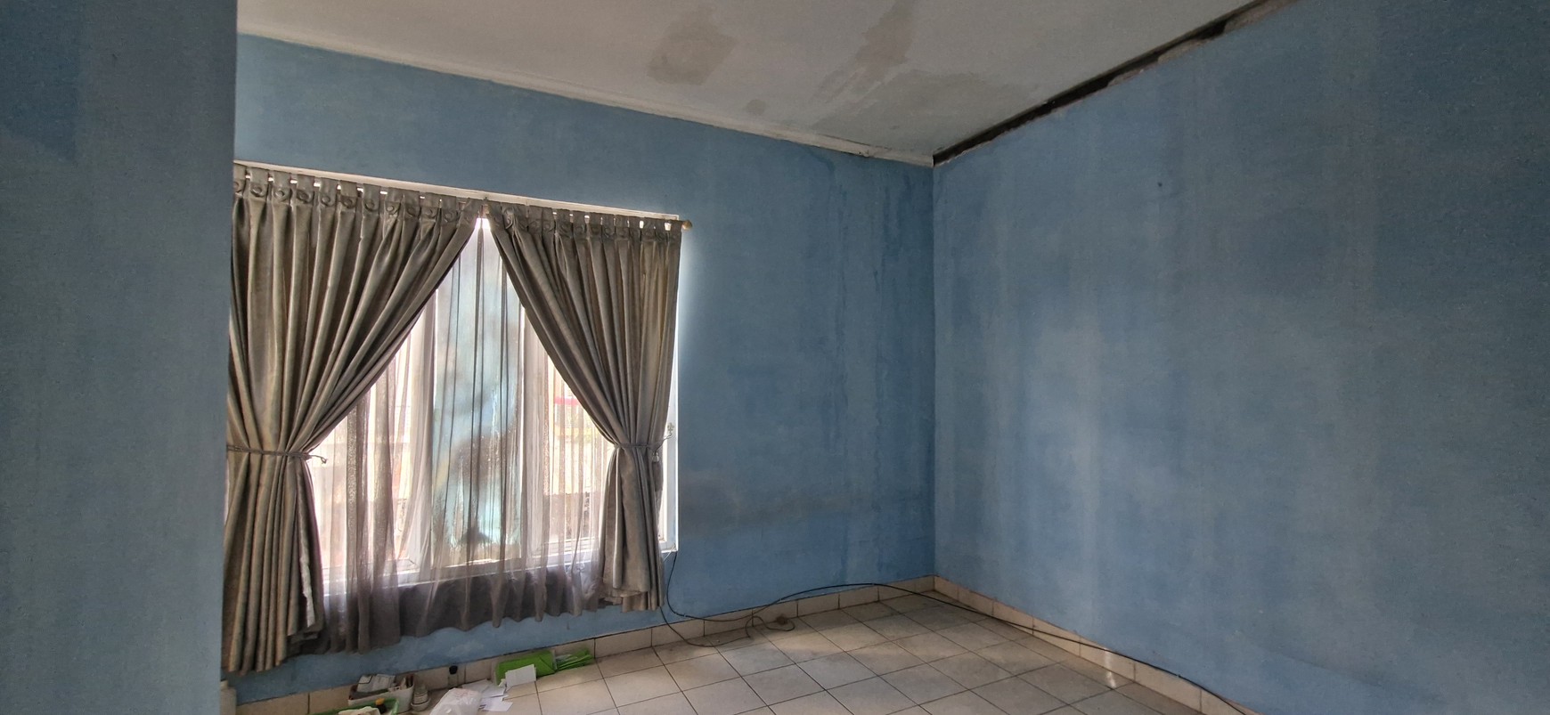 Rumah 2 Lantai di Kota Wisata