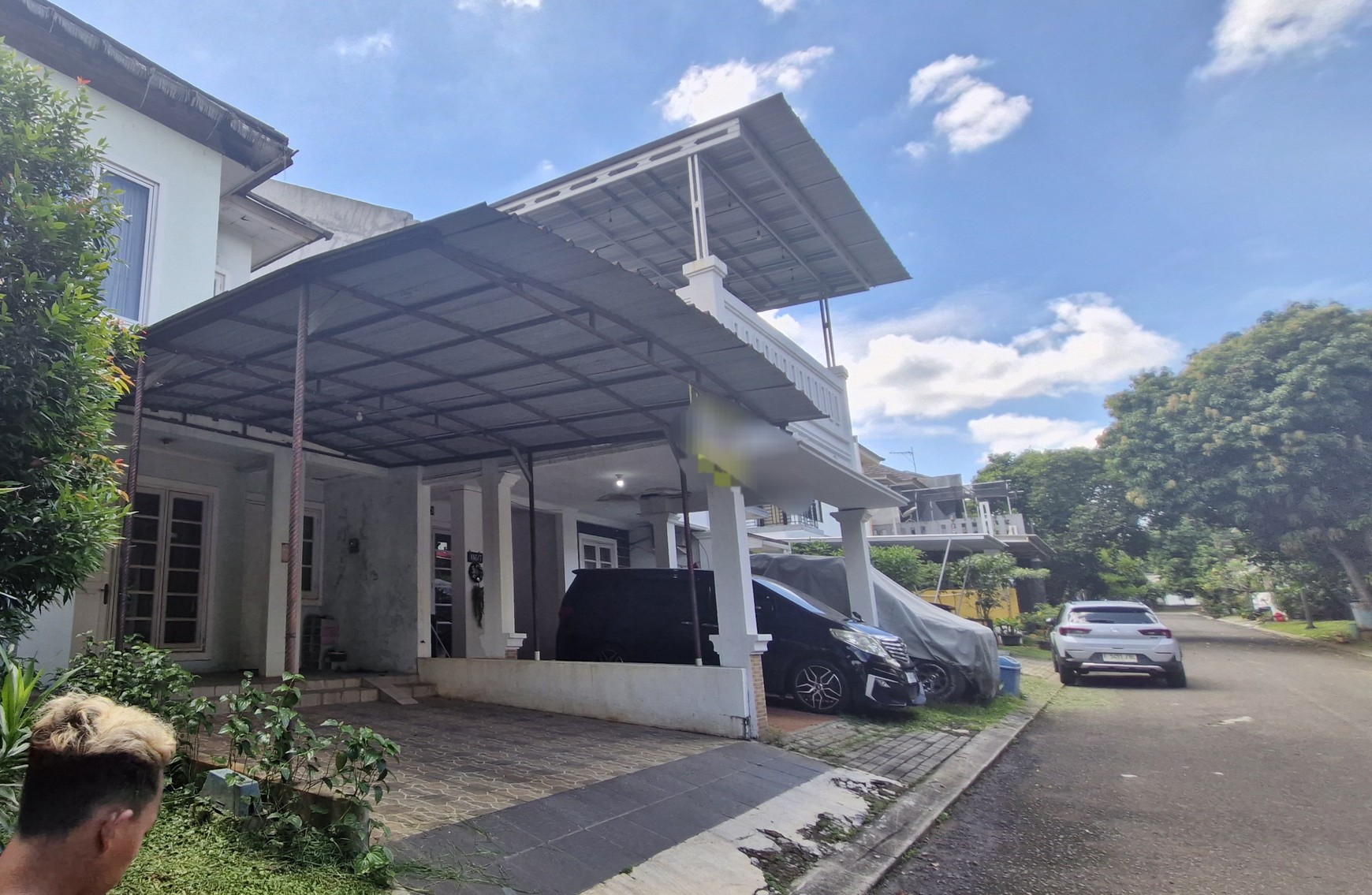 Rumah 2 Lantai di Kota Wisata